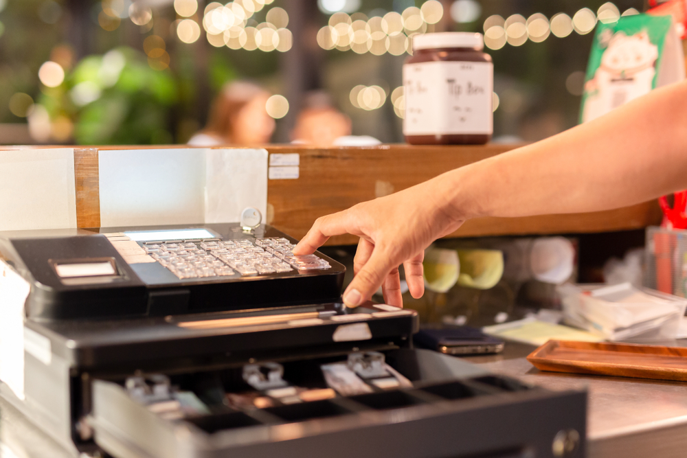 Sterling on the rise as high street tills ring