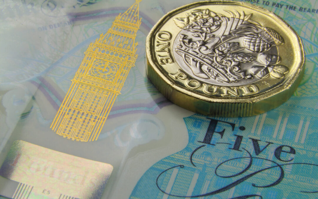 Pound weaker after disappointing GDP